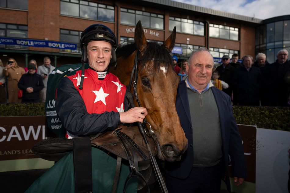 Pelatih yang menemukan Faugheen memuji 'hari terbesar saya sejauh satu mil' saat Fleur In The Park membuat keributan di WillowWarm Gold Cup